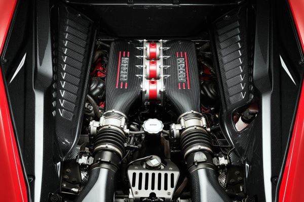 Крути — не хочу: самые высокооборотные V8